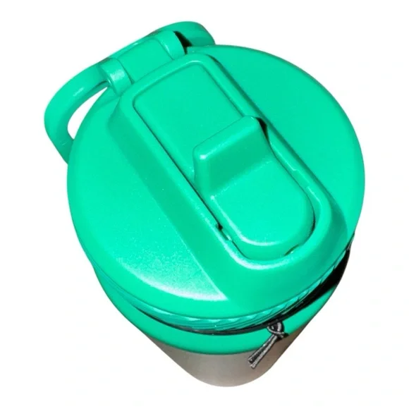 Lululemon Back to Life Sport Bottle 24oz Straw Lid Raceway Green NWT Gym Water - Picture 3 of 4